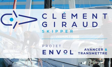 VAR : Arrivée du bateau le projet Envol porté par le skipper Clément Giraud en rade de Toulon