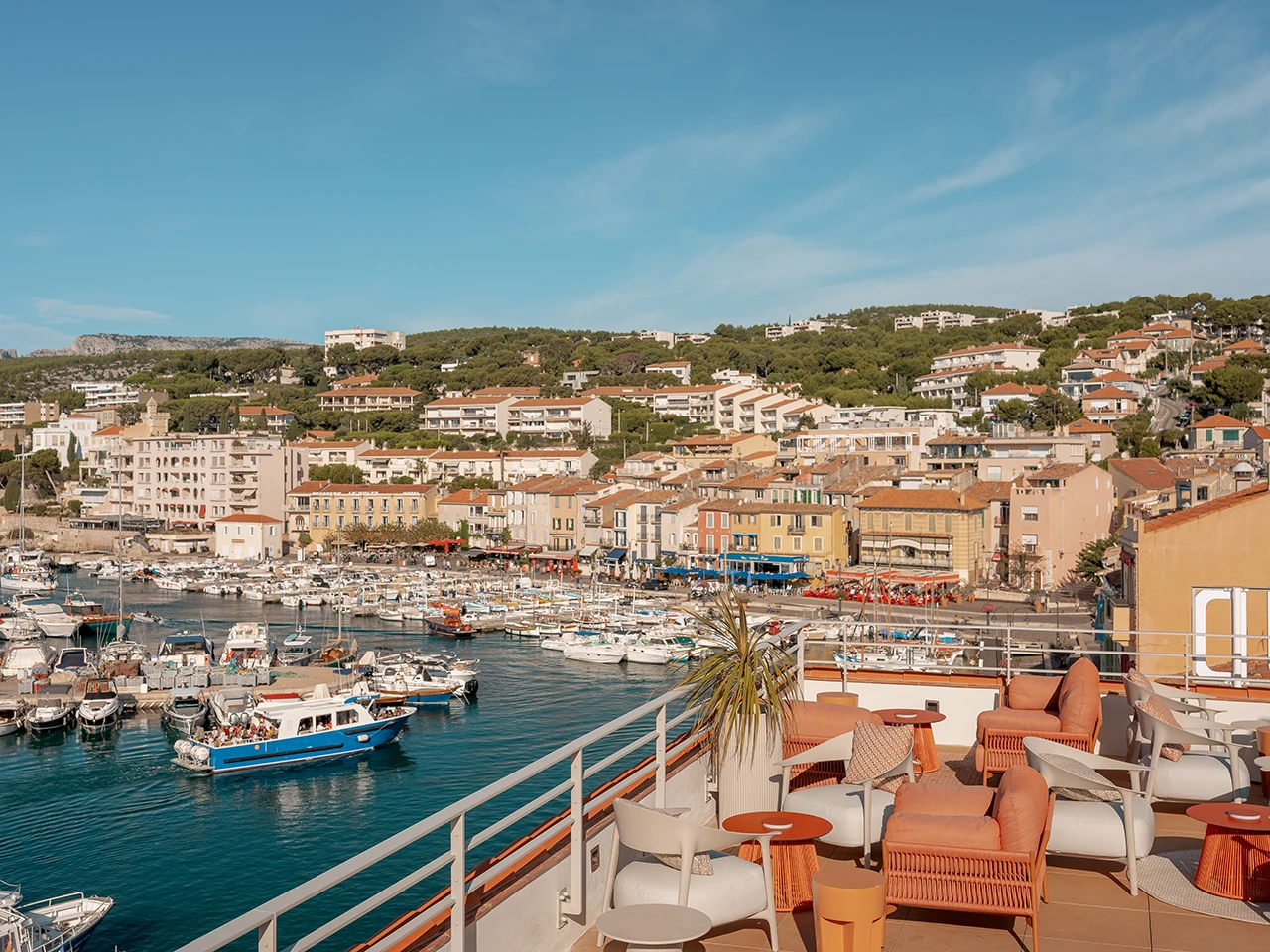 café liautaud cassis (10) café liautaud cassis (10)