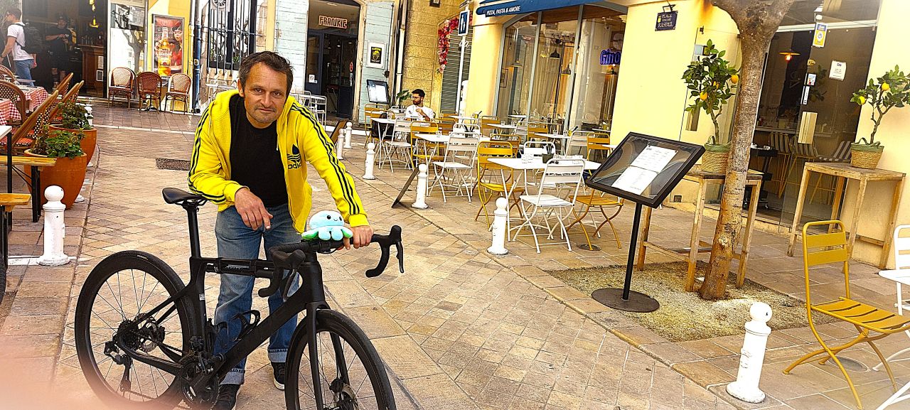 olivier stephan directeur artistique du festival drôles de poulpes