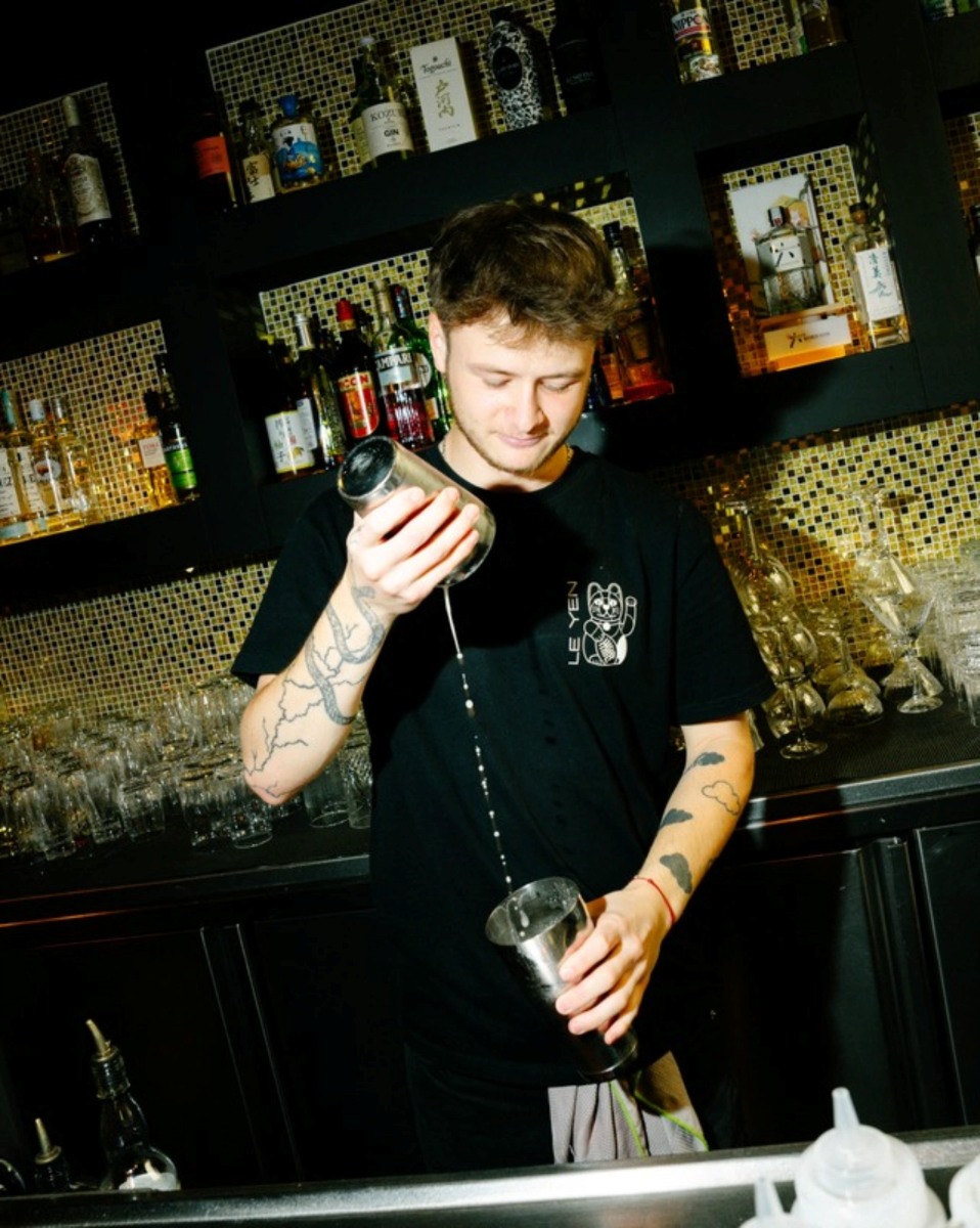 La carte de cocktails du YEN Toulon est un hommage aux saveurs uniques du Japon, pensée pour surprendre et rafraîchir.